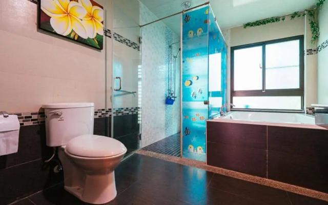 Baoge Hostel(屏東寶哥民宿)