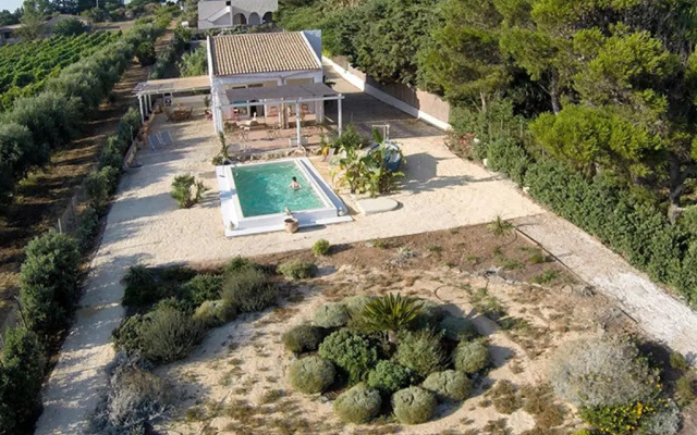 Jabia Beach House - Villa on the Beach - Private Beach