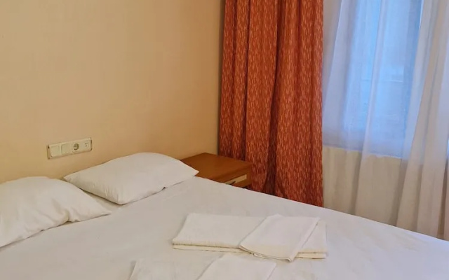 Caner Mountain Hotel