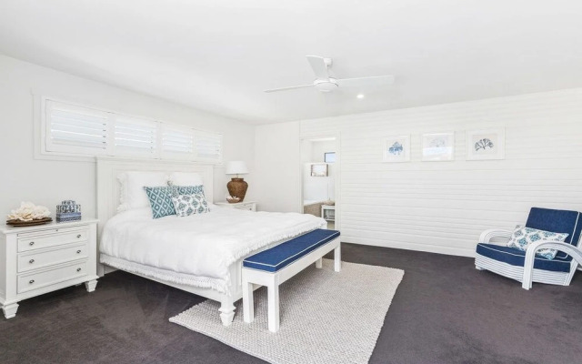 Salt Beach House 22