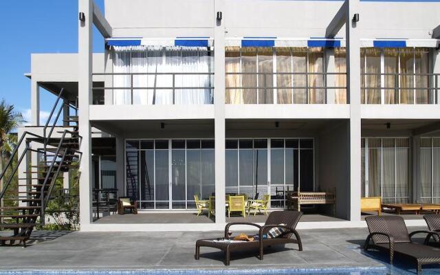 Отель Beachloft Duplex Maikhao Residence вид на фасад