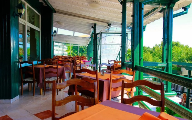 Kini Park