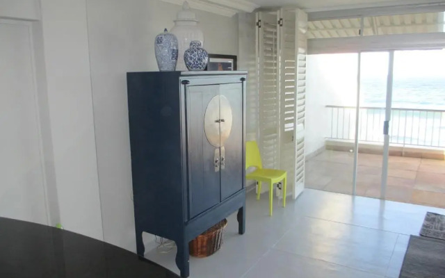 Apartment 20 Bronze Bay