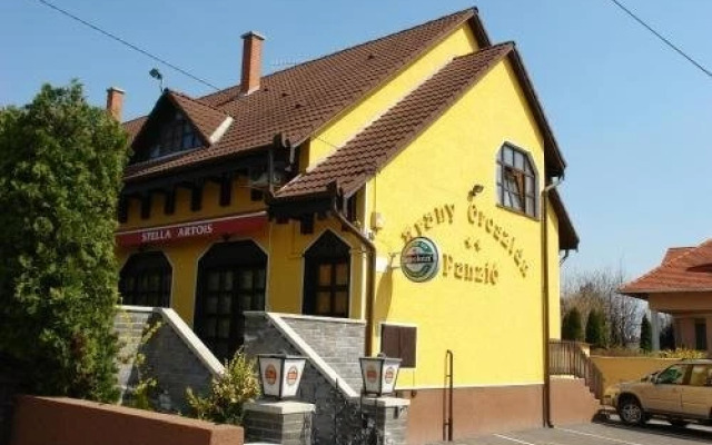 Aranyoroszlán Panzió