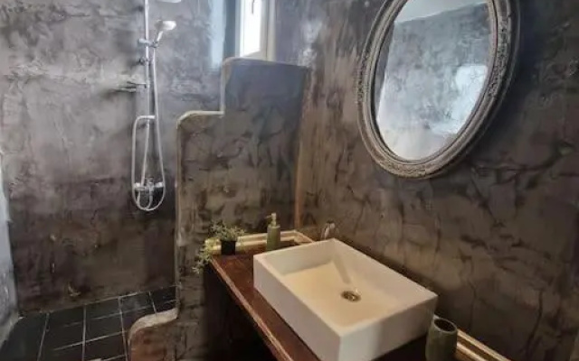 Sophia's Corner Suite