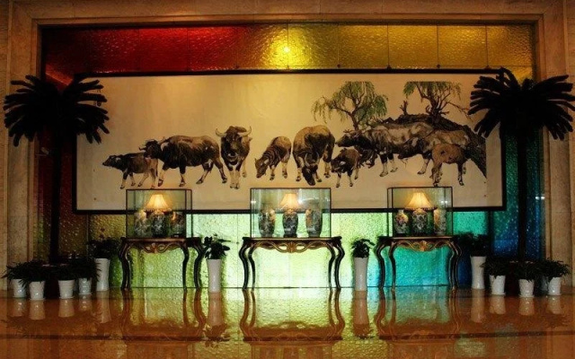 Huzhou Wuxing Crown Hotel