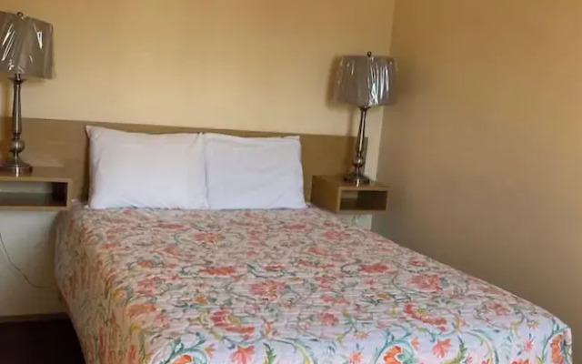 Y5 Motel