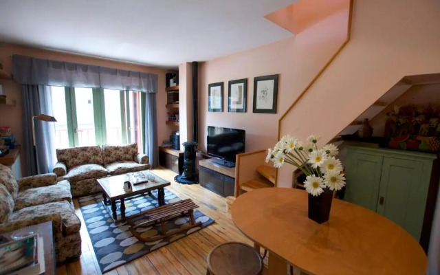 Apartamento con buhardilla