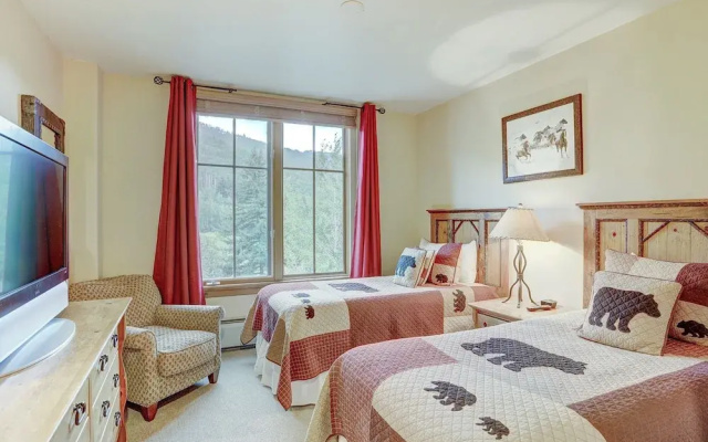 Luxurious 2 Bd With Lift View In Beaver Creek 2 Bedroom Condo by RedAwning