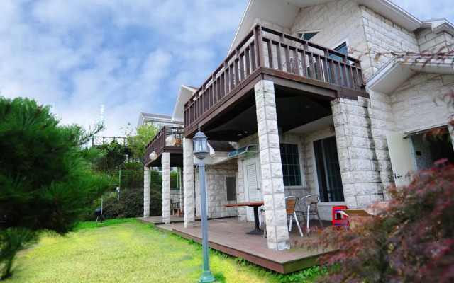 Daebudo Bunjae Gaetmaeul Pension