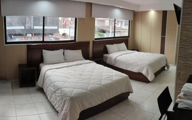 Hotel San Thomas Inn