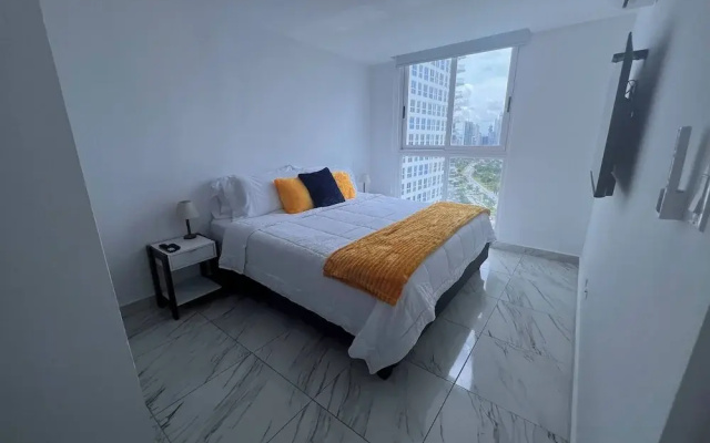 Balboa Avenue Sky Suites
