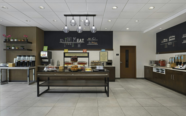 Hampton Inn By Hilton Cornwall