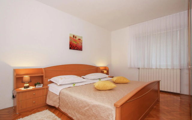 Apartment in Trogir Near Unesco Old Town