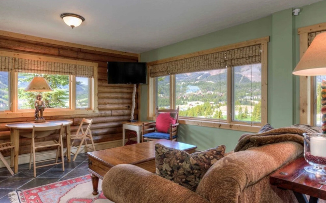 Big Sky - Washaki Cabin