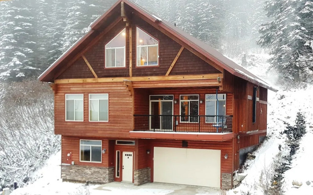 Crystal Springs Chalet
