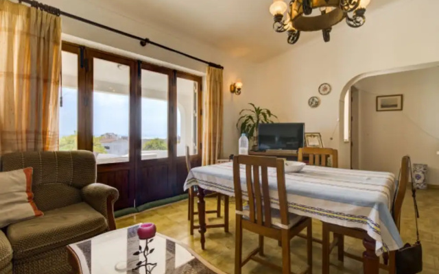 Villa - 2 Bedrooms with WiFi and Sea views - 107983