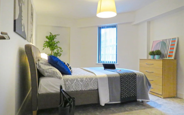 Tudors - Fabrick - Double bed