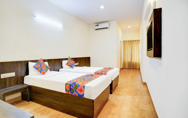 Fabhotel Grk Comforts