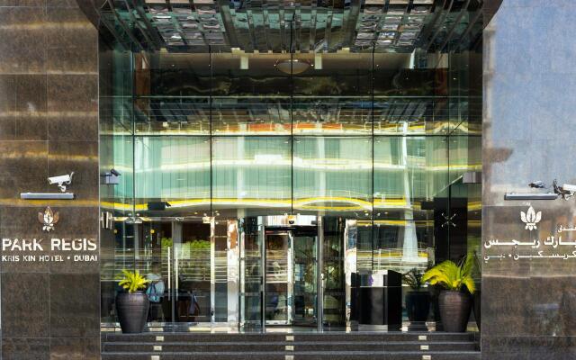 Park Regis Kris Kin Hotel вид на фасад