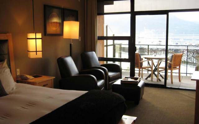 Brentwood Bay Resort
