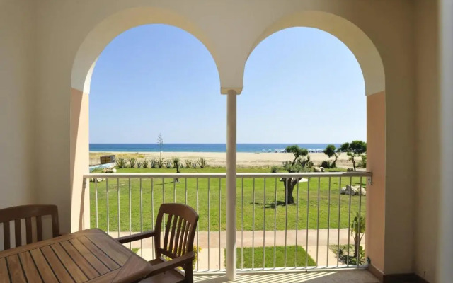 Santa Monica Resort