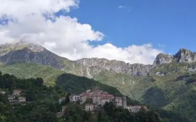 Pania forata hostel