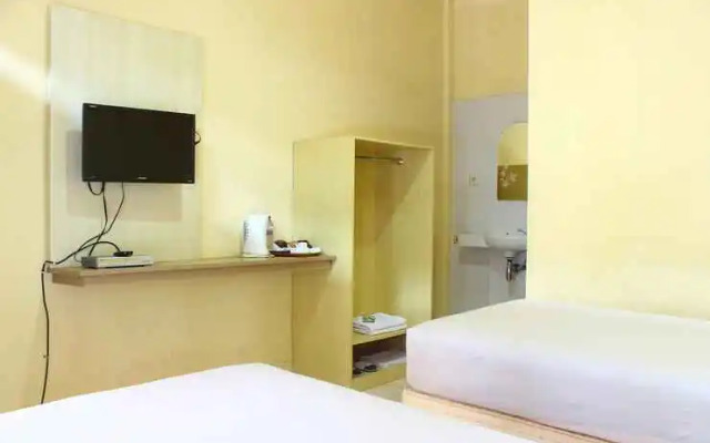 Bayak hotel bumdes Cipayung & resort