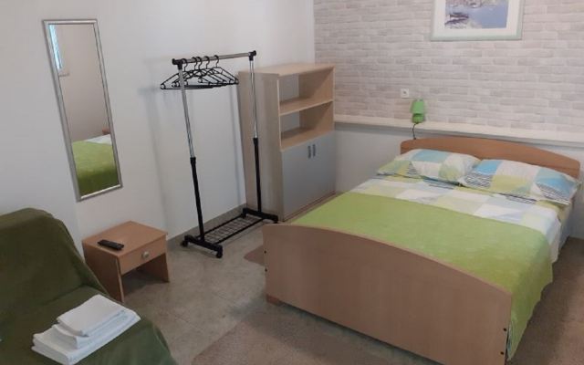 Apartment Ivan - with parking : A2 bungalov Omis, Riviera Omis