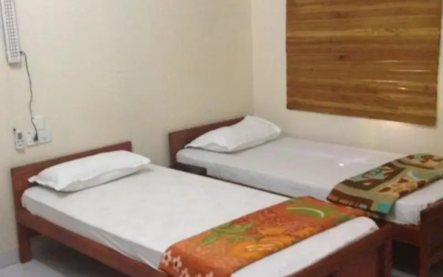 Tropical Lodge In Hanimaadhoo Maldives From None Photos - 