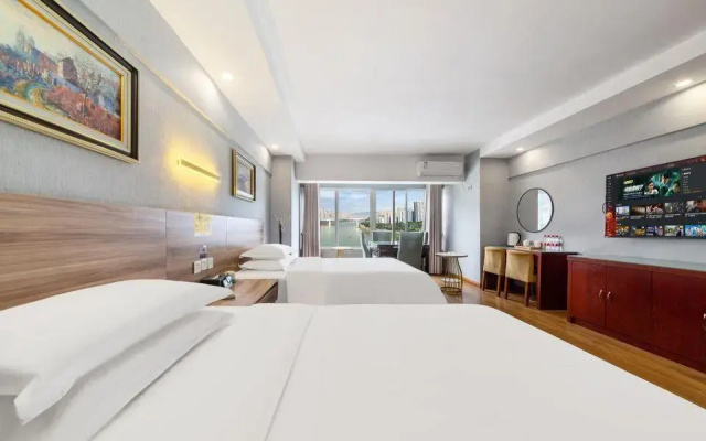 Shuiyang Nianhua Hotel