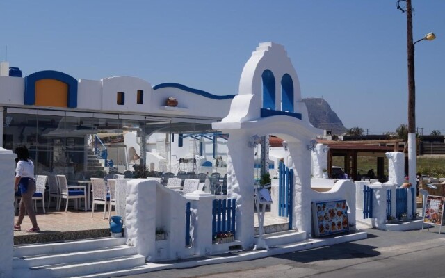 Tsalos Beach Hotel вид на фасад