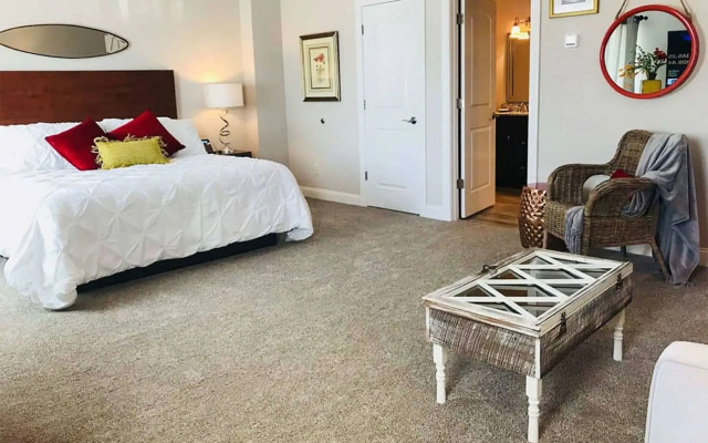 Inn on the Square, an Ascend Collection Hotel