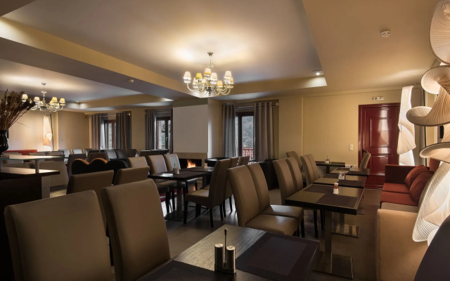 Maniatis Hotels Resorts