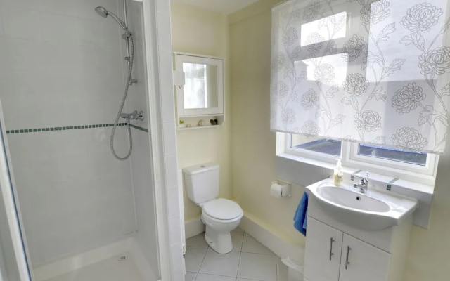 Quaint Holiday Home in Deal Kent With Terrace