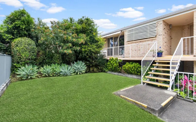 Seaside Serenity: Charming 2-bedroom Getaway