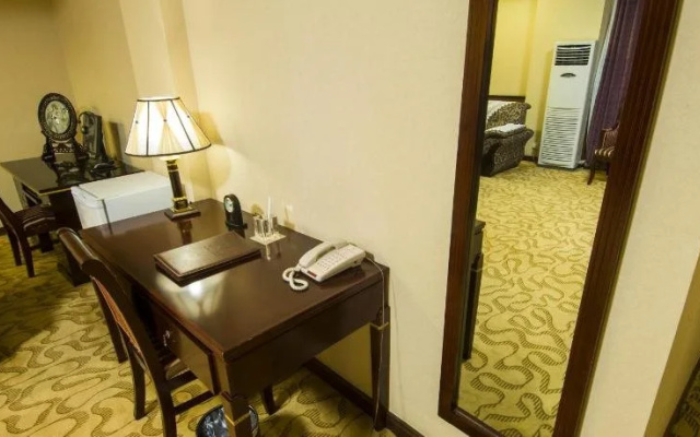 Dunhuang Legend Hotel - Dunhuang
