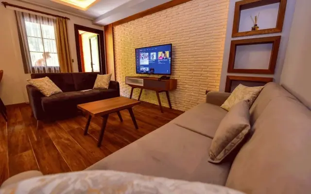 Vadi Uzungol Otel