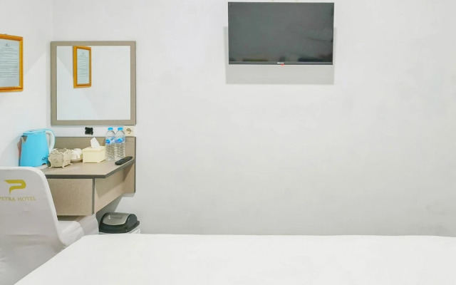 Urbanview Hotel Praoe Lajar Tegal