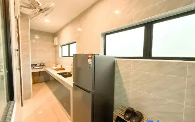 Ipoh Fairy Villa 3: Pool, Jacuzzi & KTV (23 people)