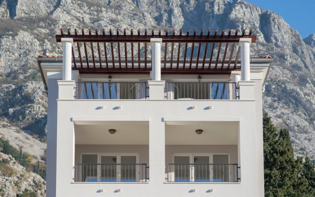 Отель Villa Rossa Черногория, Котор - отзывы, цены и фото номеров - забронировать отель Villa Rossa онлайн вид на фасад