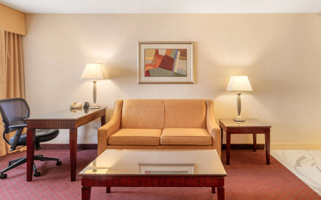 Best Western Plus West Covina Inn