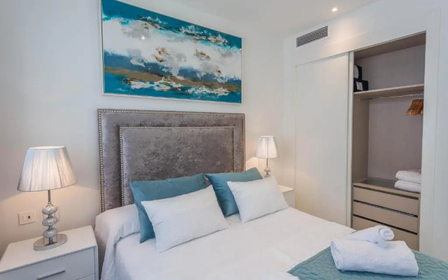 Luxury 2BR Seaviews - Santa Barbara Heights