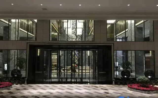 Junlian Huatian International Hotel