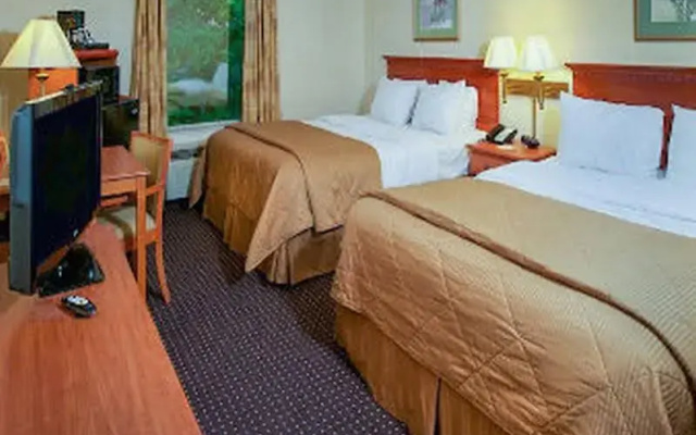 Red Roof Inn & Suites Galloway