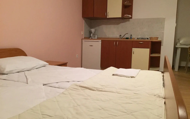 Apartments Tomy
