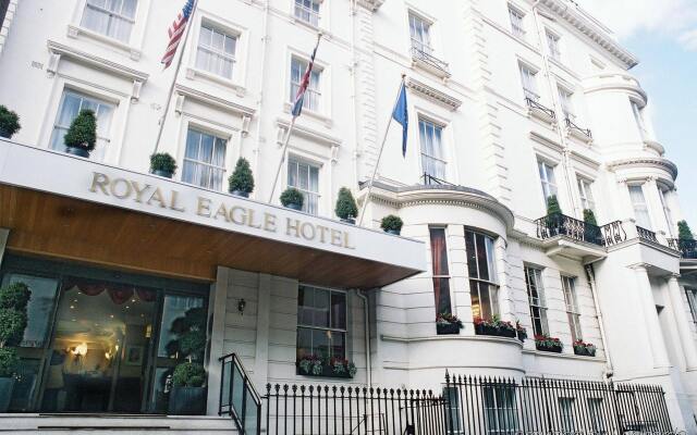 Royal Eagle Hotel вид на фасад