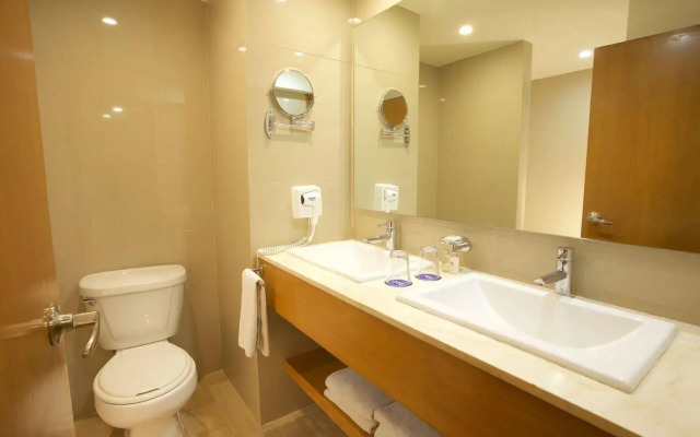 Hotel NYX Cancun All Inclusive