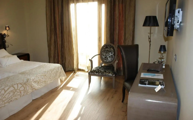 Hotel Spa Villa Nazules