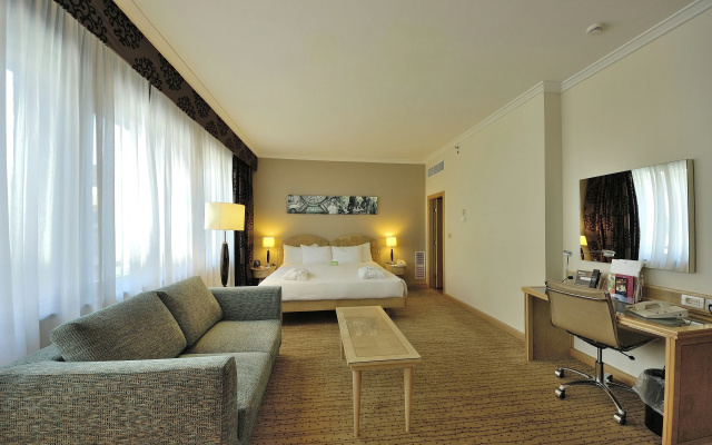 Hilton Milan